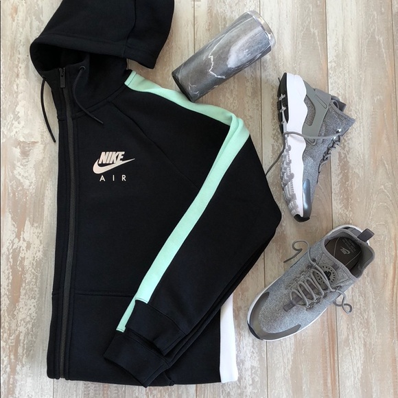 Nike Tops - NWT Nike Rally zipper hoodie black/mint